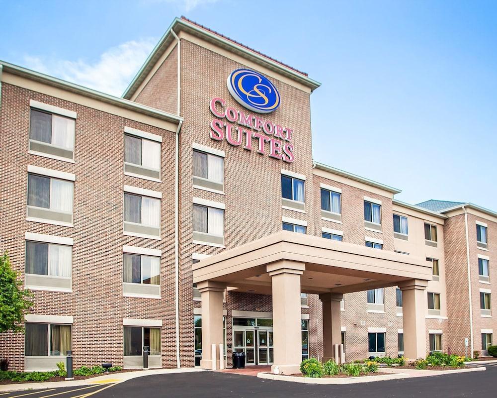 Holiday Inn Express & Suites Milwaukee Nw - Park Place By Ihg Zewnętrze zdjęcie