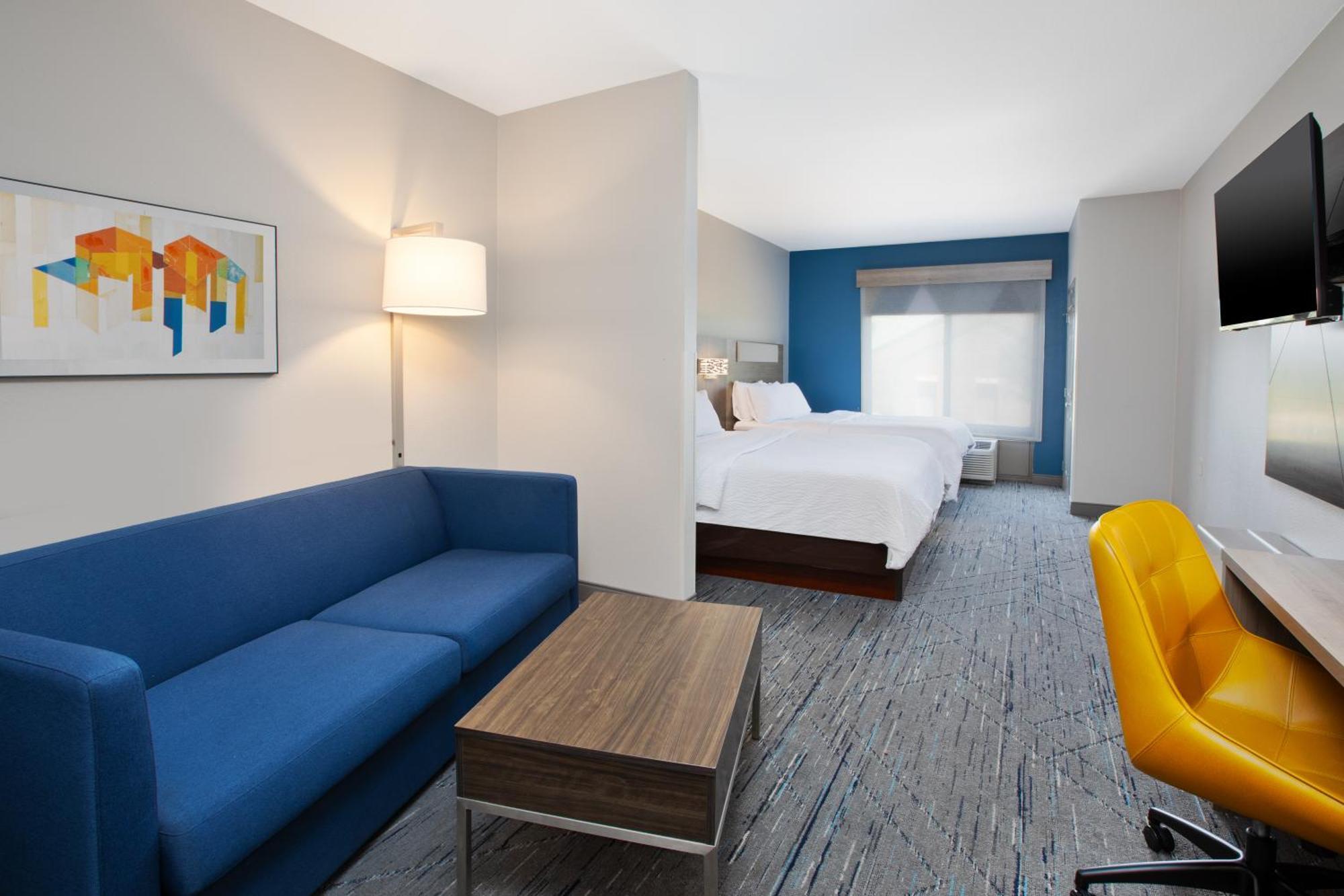 Holiday Inn Express & Suites Milwaukee Nw - Park Place By Ihg Zewnętrze zdjęcie